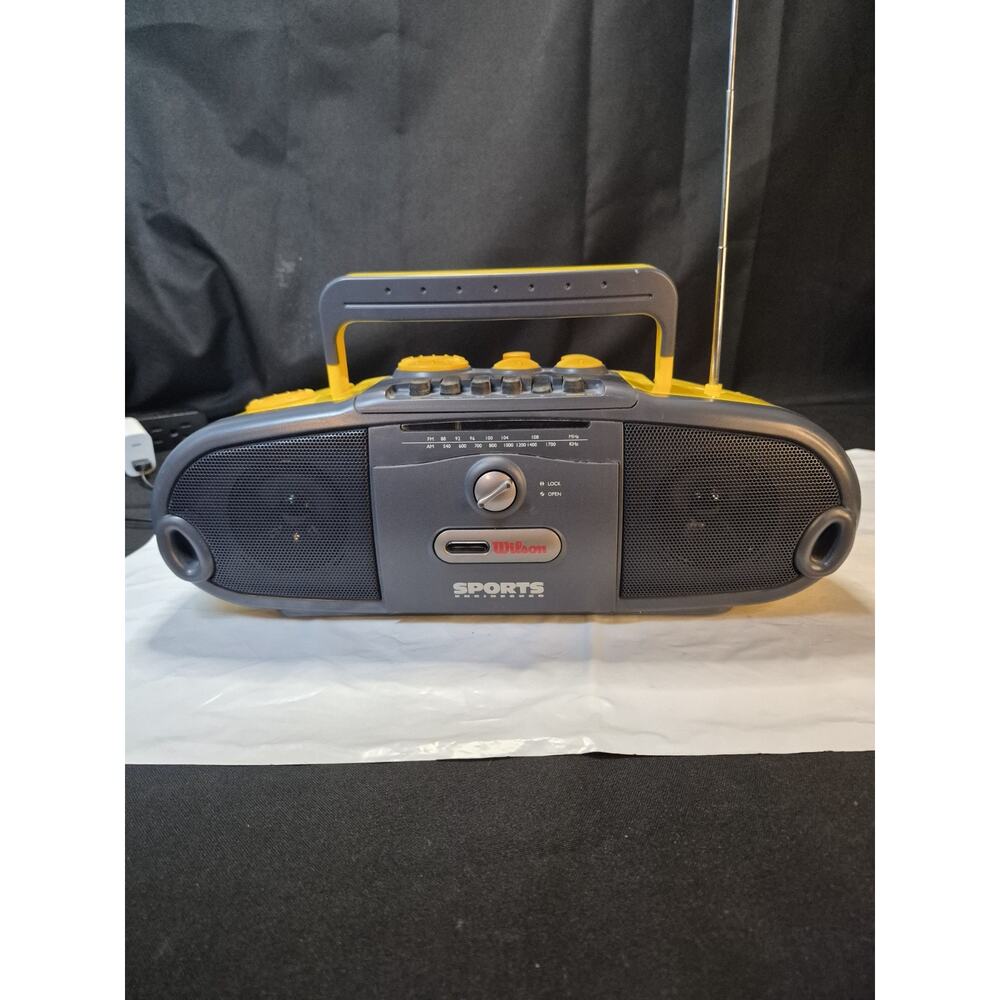 WILSON SPORTS cassette Tape Player boombox am/fm radio WBB84R Everything Works